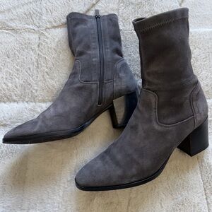 NEW! $550 Aquatalia Women's Gray Stretch Suede Leather Block Heel Ankle Boots 9